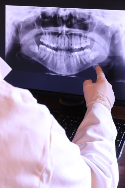 Best Dentist for Tooth Abscess  in Nd Point, WI